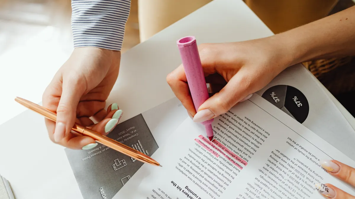 Collaborative Writing Features: Choose the Right Mix