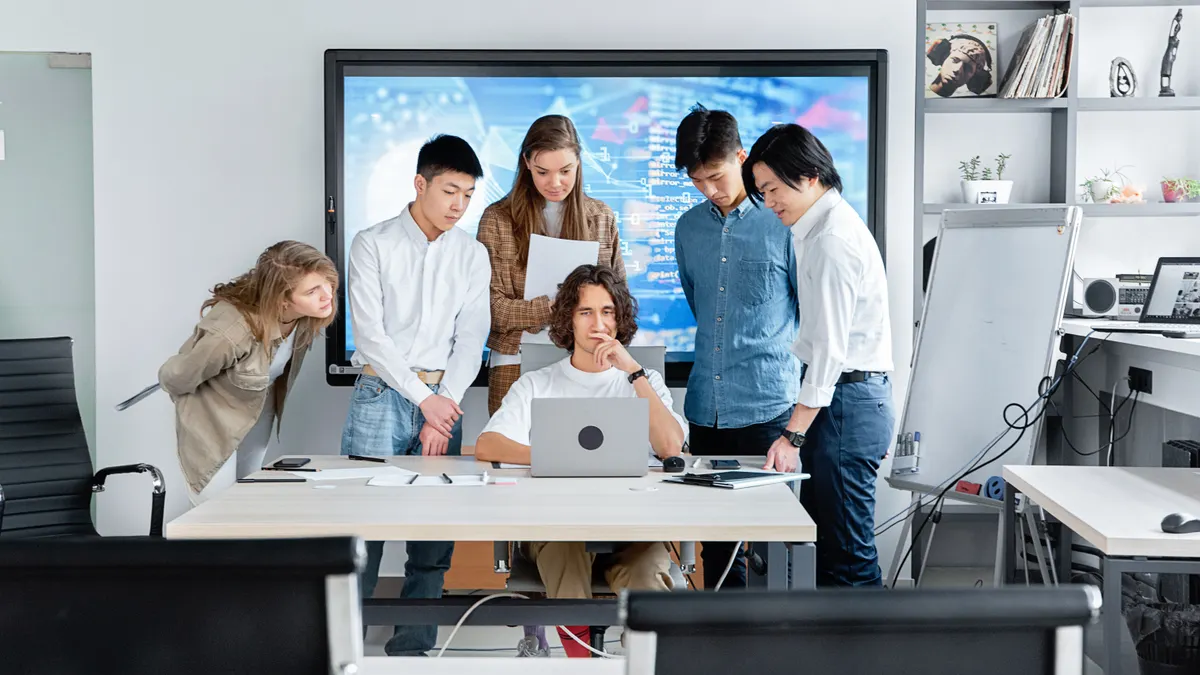 How to onboard a content team onto new writing software